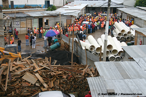 construction workers queuing