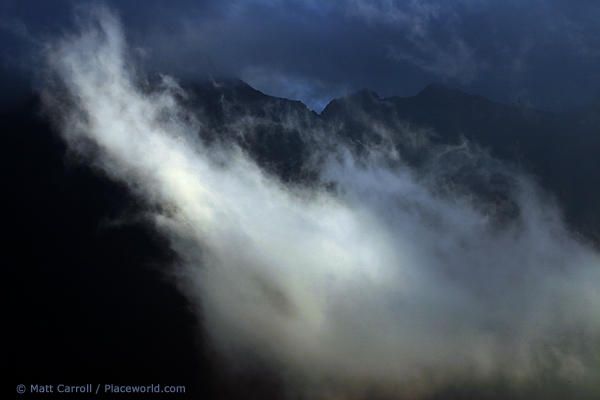 Mout Fansipan Behind Cloud